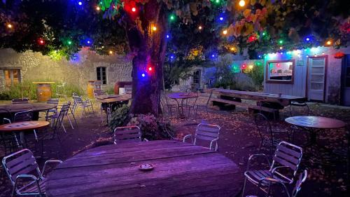 Restorāns, The Little Robin in Sousmoulins