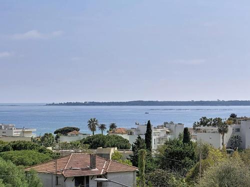 Lumineux 3 pièces vue mer