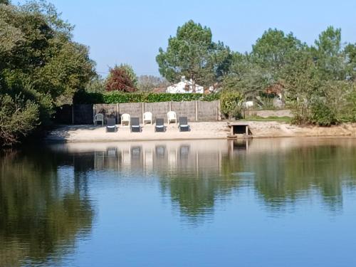 Apkārtne, Domaine de la Roussière (Domaine de la Roussiere) in Saint-Christophe-du-Ligneron