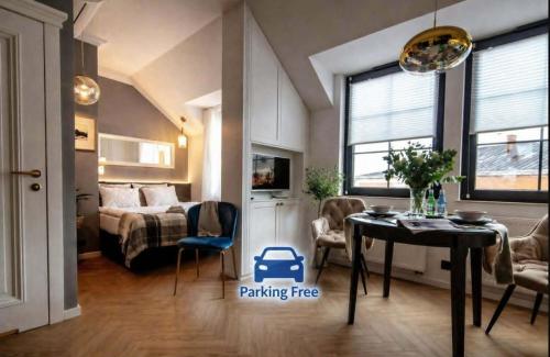 Exterior view of Apartamenty Bazylianska Stare Miasto Zamosc, Prywatny Parking, Winda