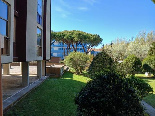 CN040 - Cesenatico, spazioso quadrilocale con balcone a 30mt dal mare