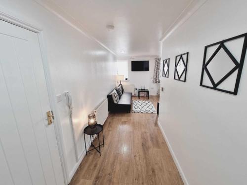 Lobby, Ricky Road Apartments in Watford