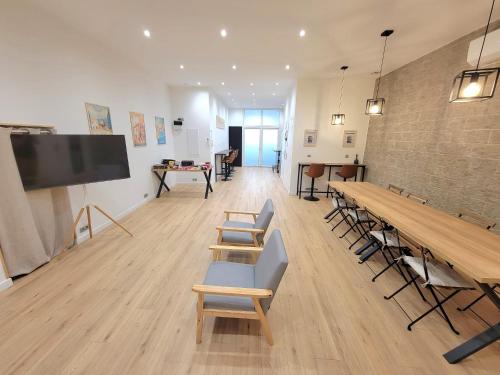 Loft au Vieux-Port de Marseille -Jeux & Ciné-room - Location saisonnière - Marseille