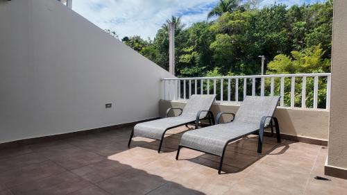 Rooftop Terrace Shower Views BBQ LV 204 - image 40