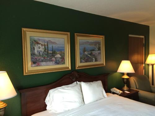 Ruskin Inn Tampa-Sun City Center