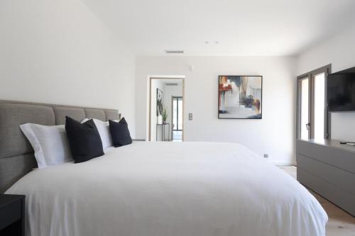 FRGK Villa Mathis Cannes - Luxury Sea View & Pool Jean de Noailles - image 4