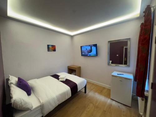 Lyon House Hotel - image 7