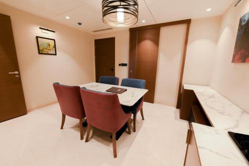 Avinash International in Wadgaon