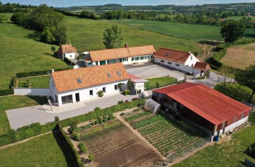 l'étable à vaches 8-10personnes gîte à louer Colembert