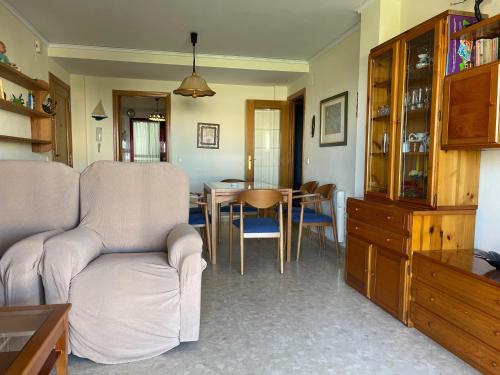 Apartamentos Marblau Rioja II 5º - Julio y Agosto SOLO FAMILIAS - image 4