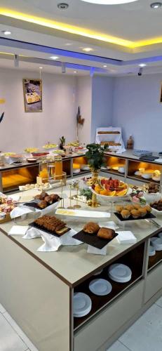 Blue sky hotel in Bir El Djir