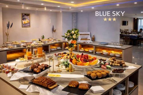 Blue sky hotel in Bir El Djir