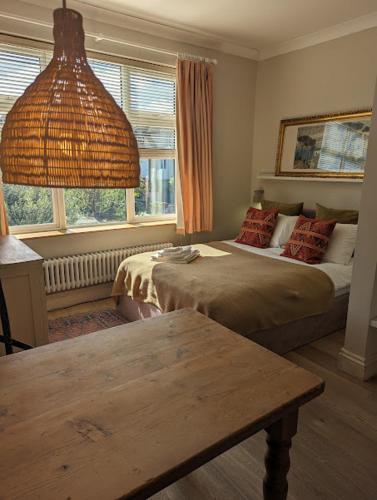 Brookview Guest House 3