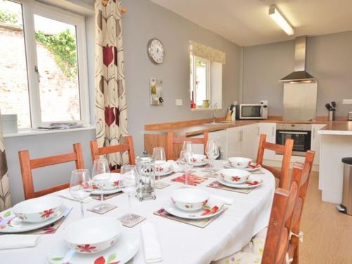 Seadmed, 5 Bed in Darlington oc-tofho in Walworth