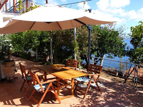 Skats, Azure Mare Sea View Garden Home Limni in Limni (Evvoia)