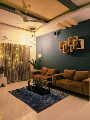 Saavan Home – khách sạn tại Ayroor