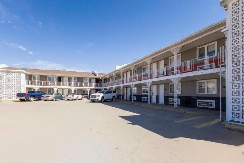 . Circle S Motel Cozad I-80