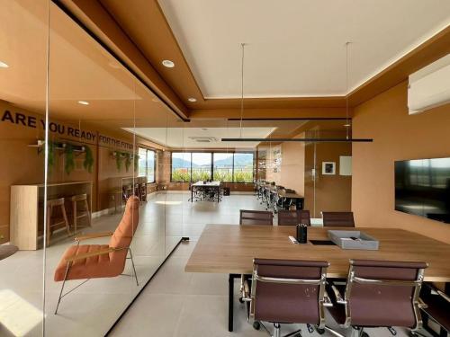 Meeting room / ballrooms, Estudio de Alto Padrao em Florianopolis | Regiao SC-401 in João Paulo