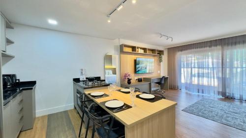 Facilities, Estudio de Alto Padrao em Florianopolis | Regiao SC-401 in João Paulo