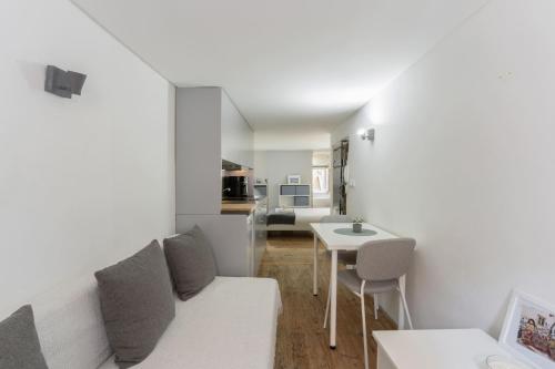 Santos Studio by Homing - image 13