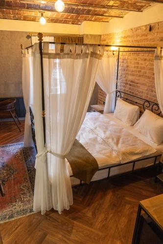 Karakoy Hotel De La Chapella - image 11
