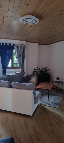 Apartments & Rooms Florjana 2