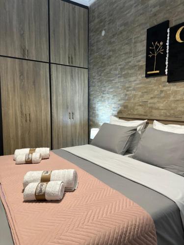 ΩκεανιςHouse 1, Preweza