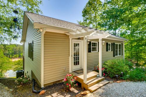Home on Lake Hartwell! Dock, Decks & Endless Fun in Westminster (SC)