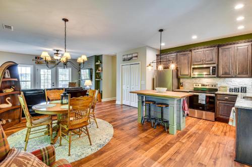 Home on Lake Hartwell! Dock, Decks & Endless Fun in Westminster (SC)