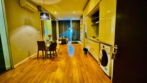 Platinum Neaon Suites At Klcc - image 9