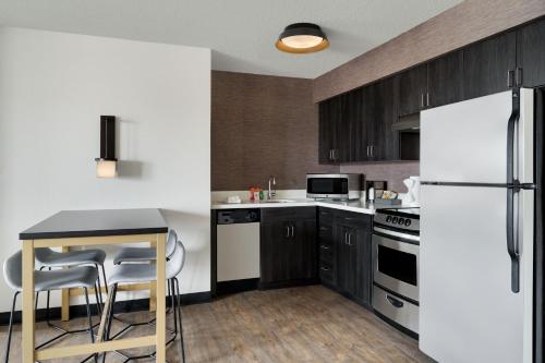 Residence Inn Merrillville - image 44