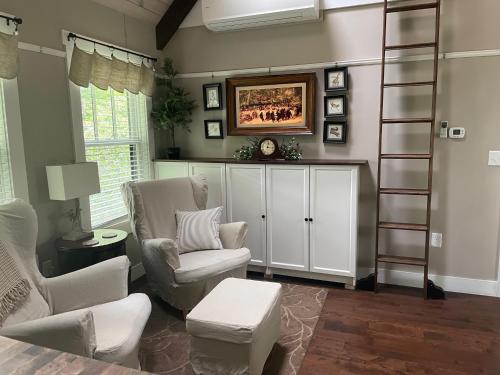 設施, Forest Cottage With 2 Bedrooms Plus Loft Bedroom In DuBois in 杜波伊斯