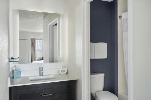 Residence Inn Merrillville - image 37