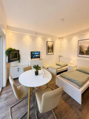 Monteur-Base mit Garten und Top Anbindung in Oberhausen, Deutschland
