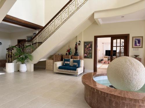 Mateos Villa in Danao