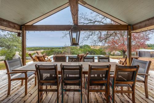 Pool, Porch & Stunning Views: Spacious Texas Home!, Glen Rose (zdjęcie 5)