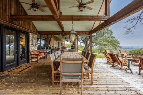 Pool, Porch & Stunning Views: Spacious Texas Home!, Glen Rose (zdjęcie 7)
