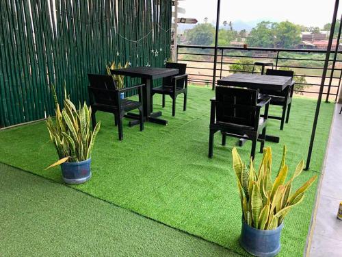 Meet Sunset Hostel Luang Prabang in Luang Prabang