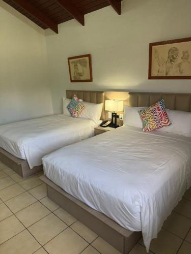 . Cortsland Hotel