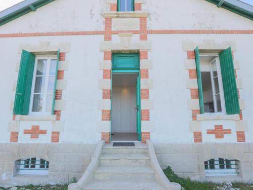 Maison familiale accès plage - 8 pers. - FR-1-434-124 (Maison familiale acces plage - 8 pers. - FR-1-434-124) in Les Portes-en-Re