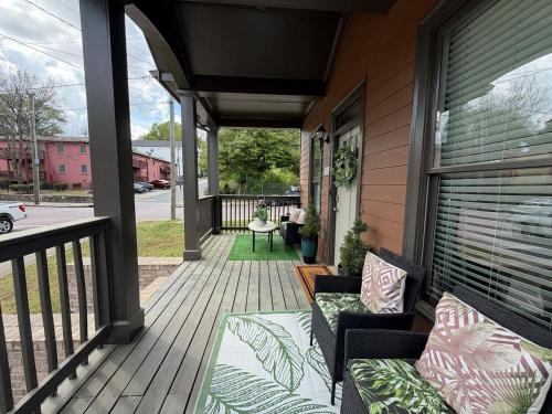 Dreamy House sleeps 8 near Mercedez Benz Stadium in Mechanicsville
