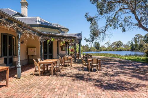 The Manor - Woodman Estate in Moorooduc