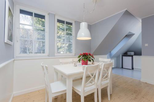 Loft room in Mon Plaisir