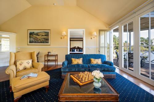 Chalet Un at Woodman Estate in Moorooduc