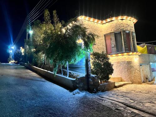 مزرعة ربوة غريسا in Зарка