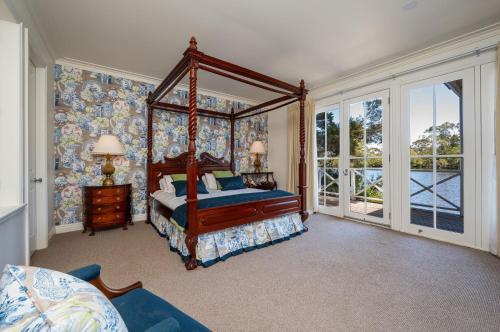 Chalet Deux at Woodman Estate in Moorooduc