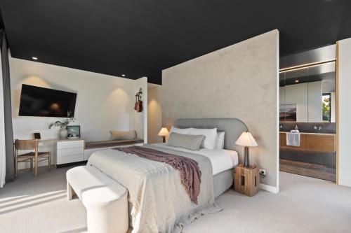 Injala House - Designer Masterpiece, Exeter in Werai