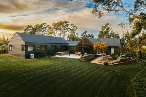 Injala House - Designer Masterpiece, Exeter in Werai