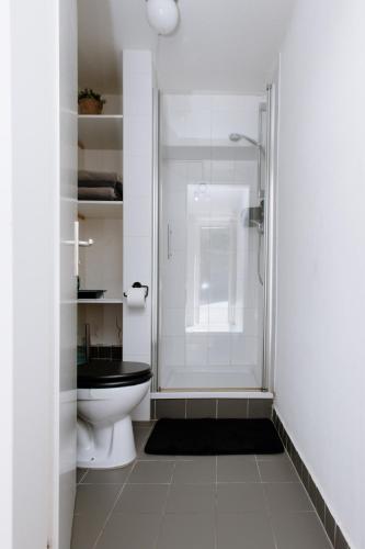Wunderschönes Studio im P-Berg mit Pkw Stellplatz optional Buchbar, Berlin (photo 10)