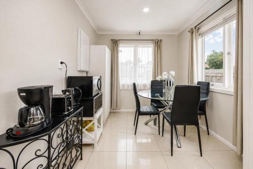 บริการและสิ่งอำนวยความสะดวก, Affordable Stay Near Auckland Airport – Māngere Bridge (Affordable Stay Near Auckland Airport – Mangere Bridge) in โอ๊คแลนด์